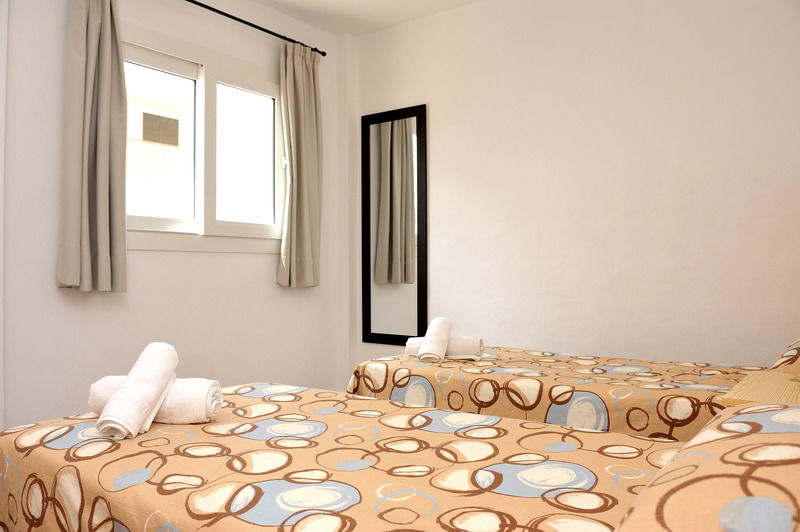 Timon 1 & 2 Hotel Es Pujols Kültér fotó